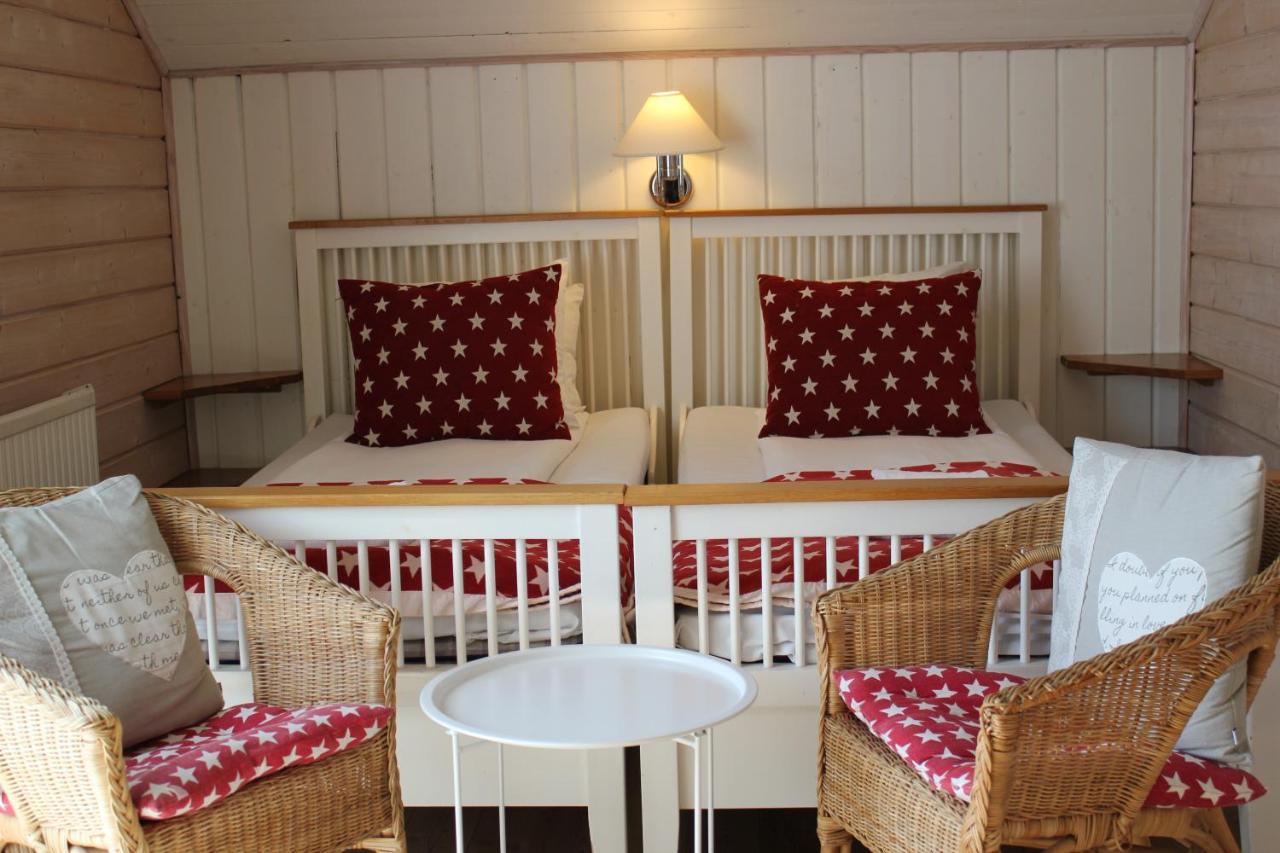 Hotel Pensionat Granparken Norrtälje Eksteriør billede