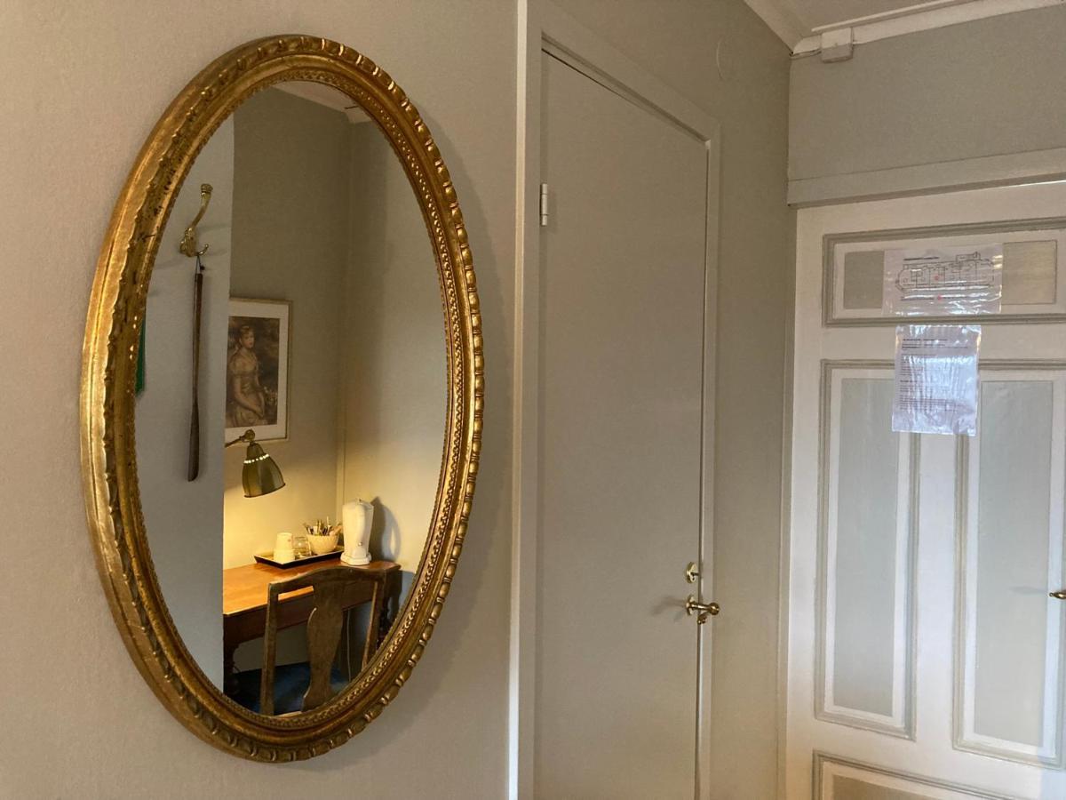 Hotel Pensionat Granparken Norrtälje Eksteriør billede