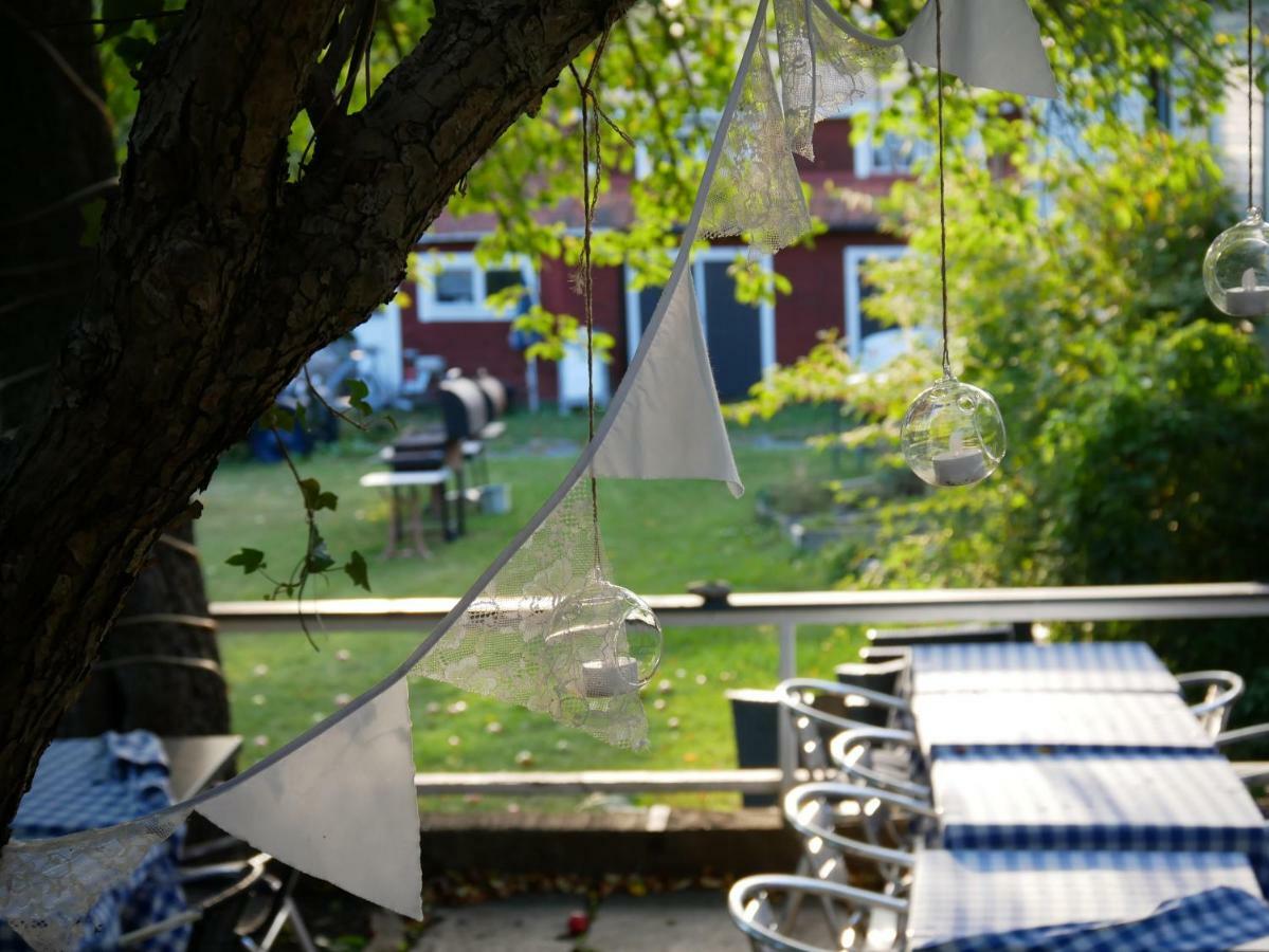 Hotel Pensionat Granparken Norrtälje Eksteriør billede